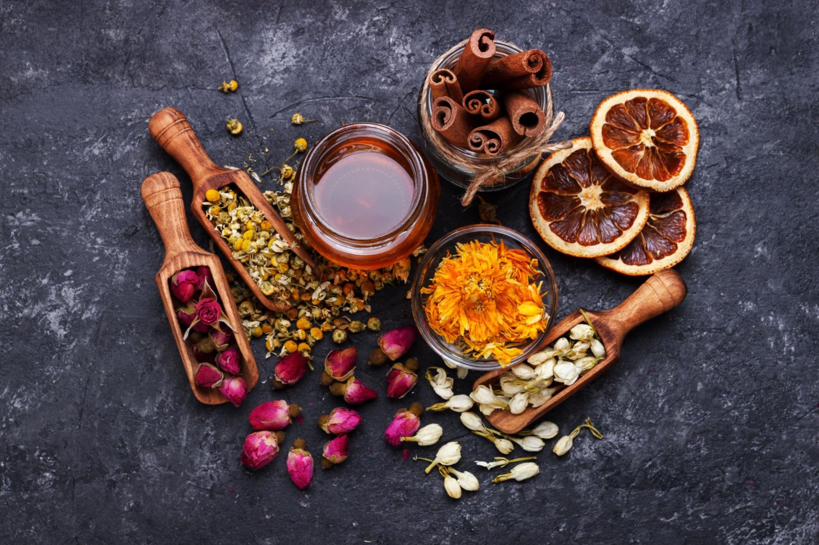 🍵 Premium Herbal Tea vs Loose Leaf Black Tea: A Simple Guide to Better Tea Choices
